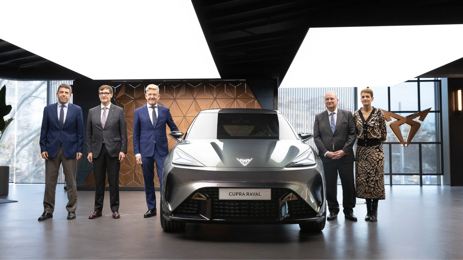 SEAT y el Gobierno de España unen fuerzas para impulsar la movilidad eléctrica